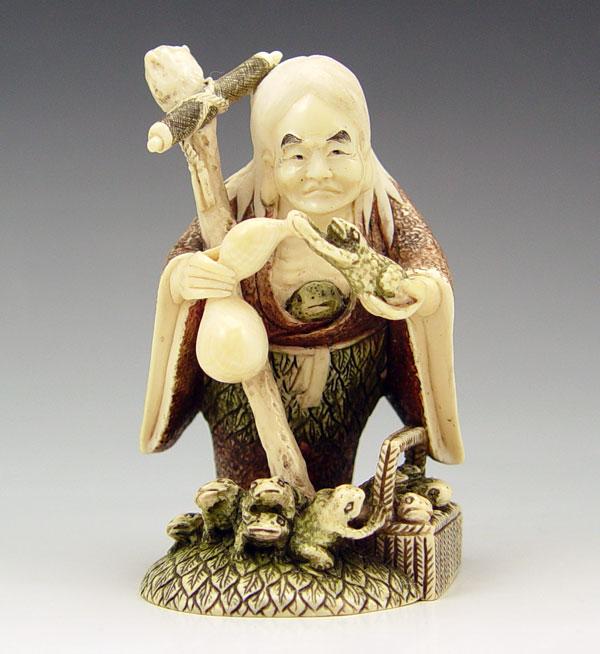 CHINESE CARVED IVORY MAN WITH