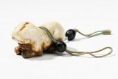 CHINESE CARVED JADE FOO DOGChi