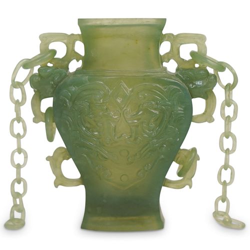 CHINESE CARVED JADE URNDESCRIPTION: