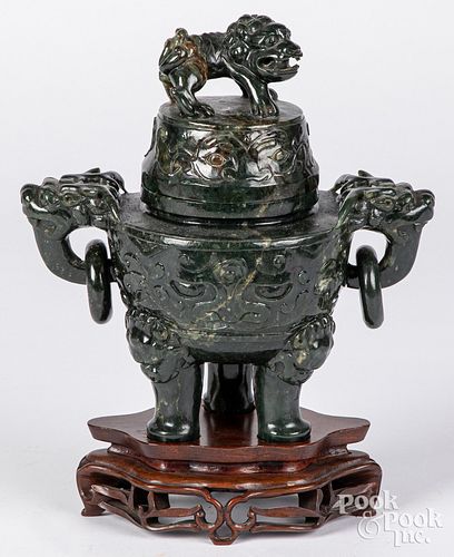 CHINESE CARVED JADEITE