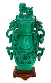 CHINESE CARVED MALACHITE JARwi