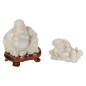 CHINESE CARVED NATURAL OPAL BU