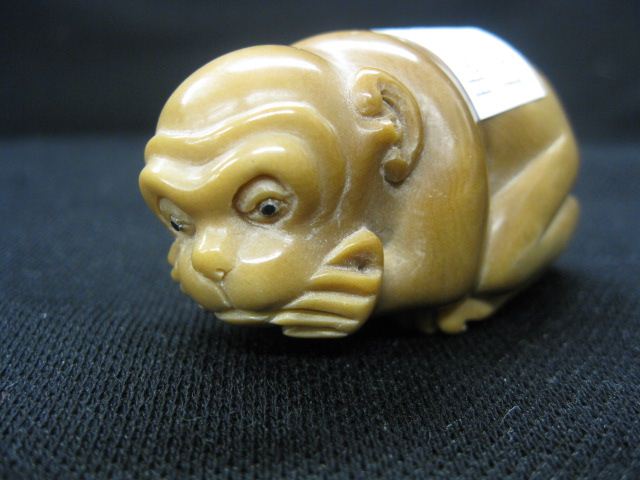 Chinese Carved Nut Netsuke of a