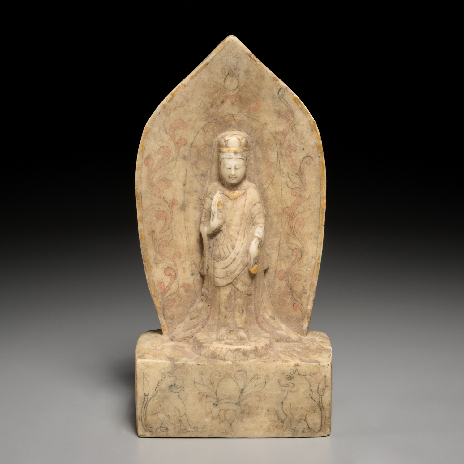 CHINESE CARVED POLYCHROMED MARBLE