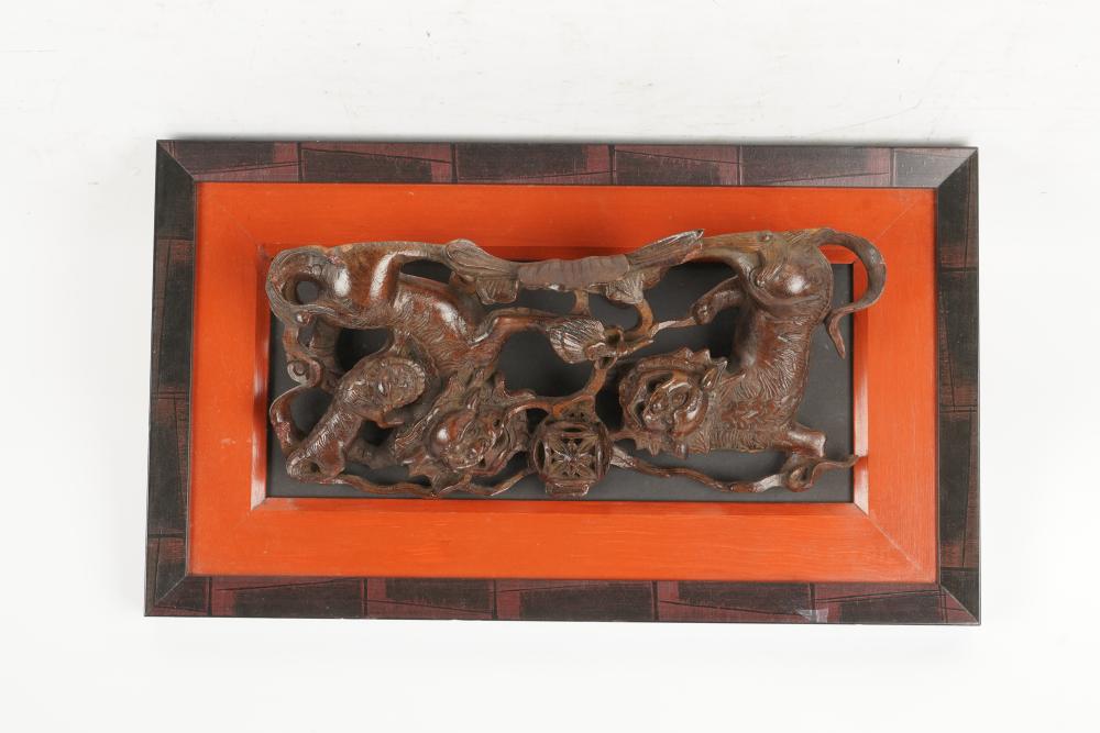 CHINESE CARVED WOOD PANELChinese