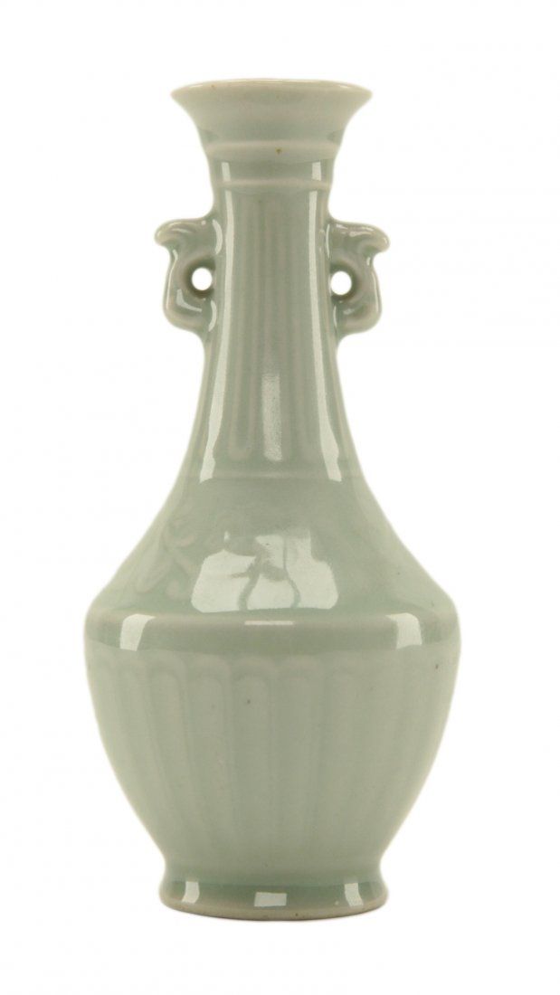 CHINESE CELADON CERAMIC VASEChinese