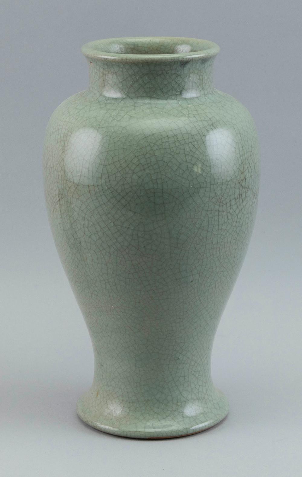 CHINESE CELADON CRACKLEWARE