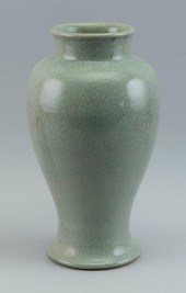 CHINESE CELADON CRACKLEWARE PO