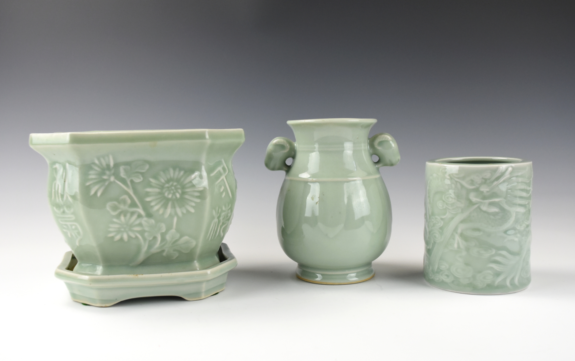 CHINESE CELADON FLOWER BASIN, BRUSH