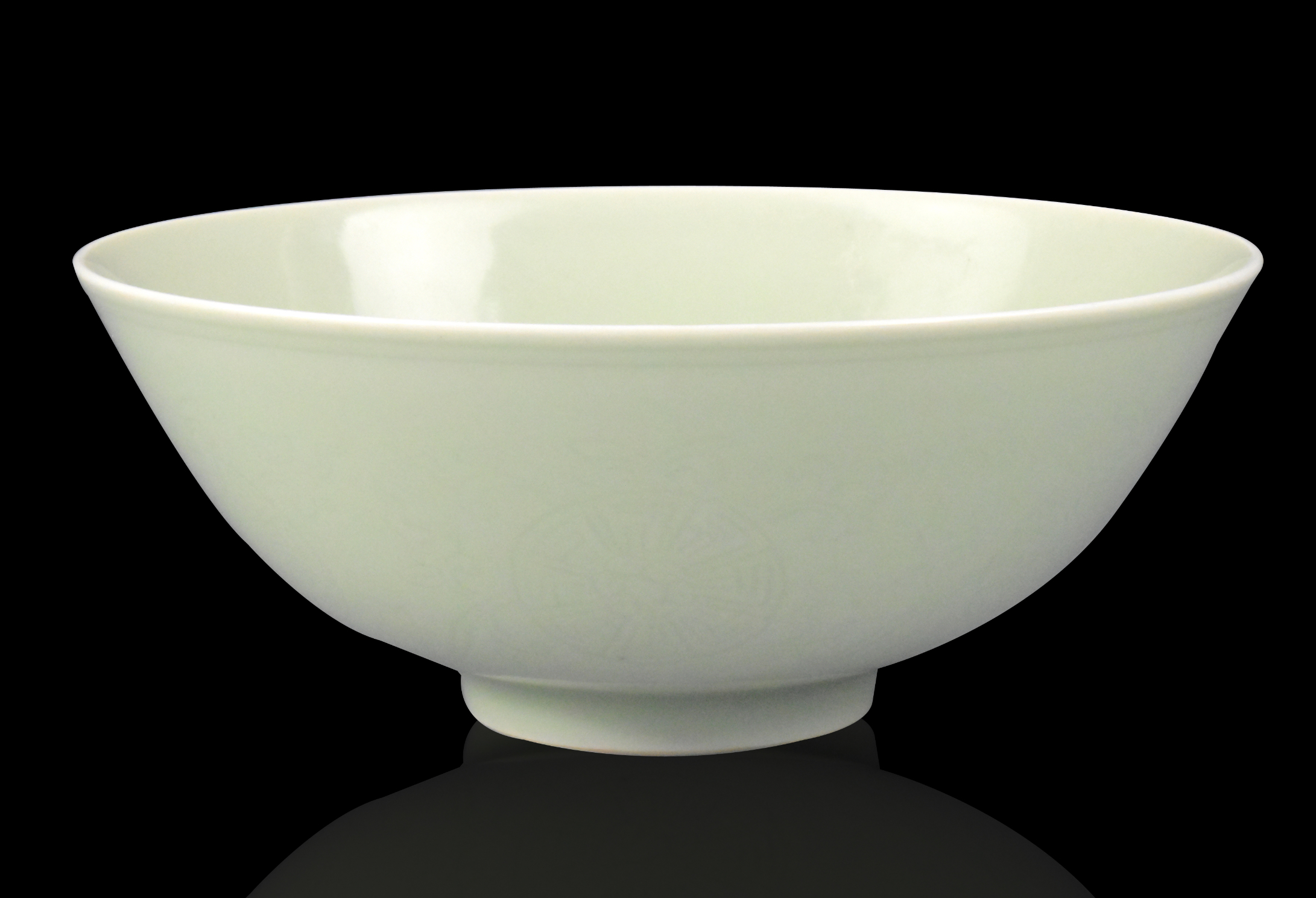 CHINESE CELADON GLAZED BOWL,