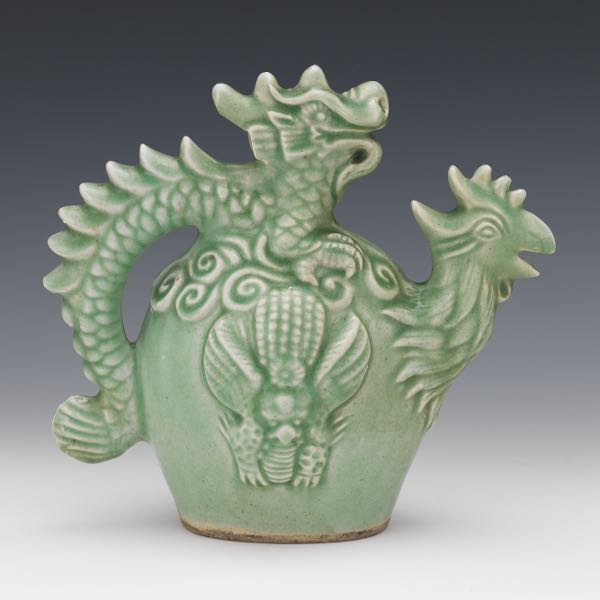 CHINESE CELADON GLAZED CERAMIC EWER