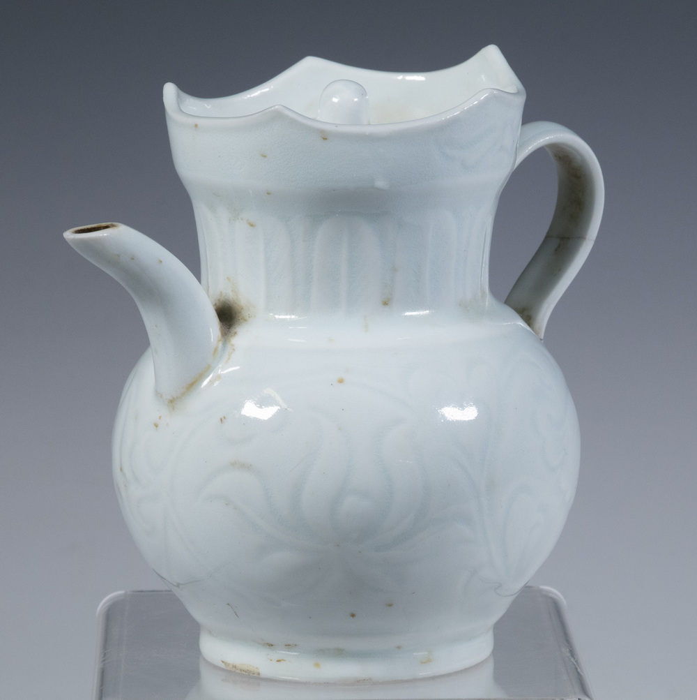 CHINESE CELADON GLAZED EWER Small