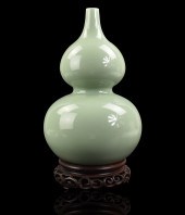 CHINESE CELADON GLAZED GOURD V
