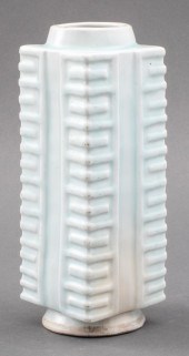 CHINESE CELADON GLAZED PORCELA