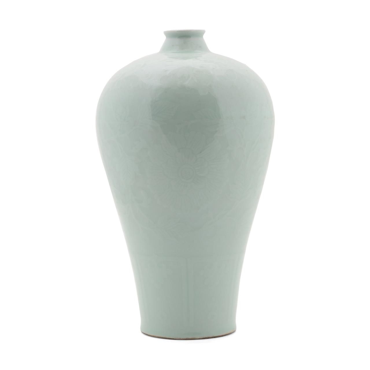 CHINESE CELADON LONGQUAN MEIPING