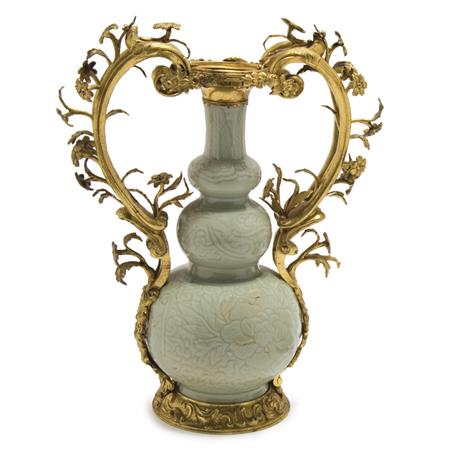 Chinese Celadon Vase 	 