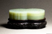 CHINESE CELEDON JADE BOX Chine