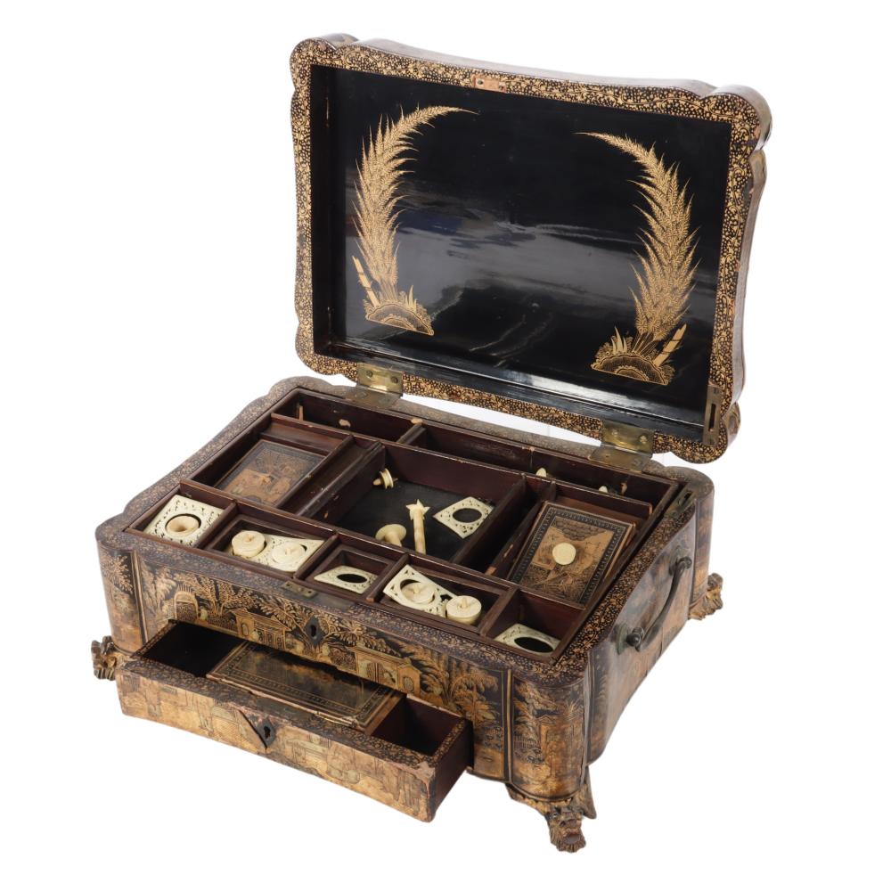 CHINESE CHINOISERIE CARVED AND GILT