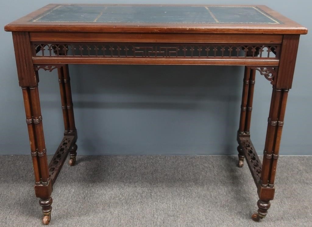 Chinese Chippendale mahogany sofa