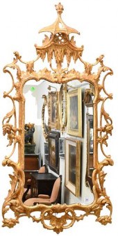 CHINESE CHIPPENDALE STYLE CARV