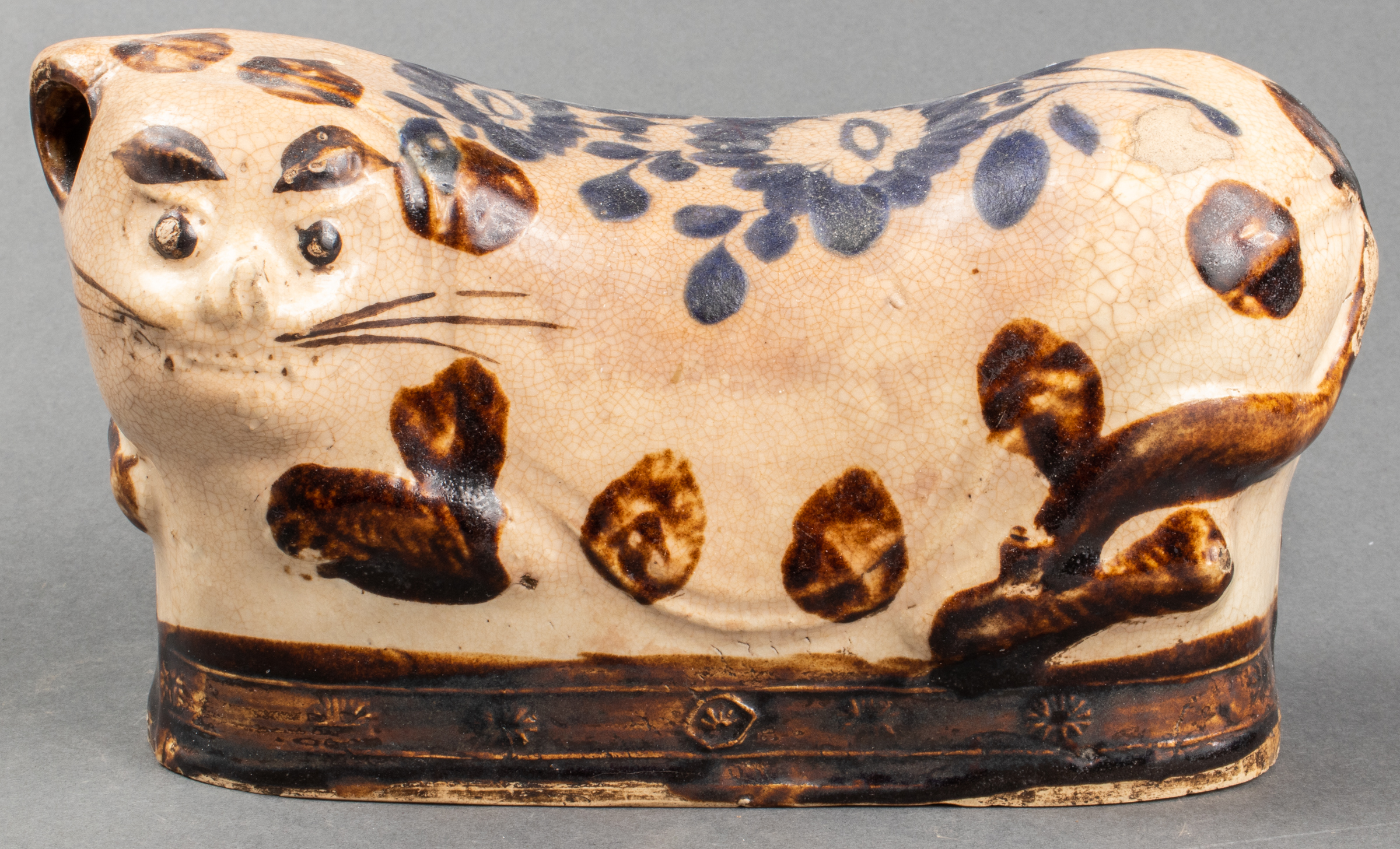 CHINESE CIZHOU-TYPE CERAMIC CAT