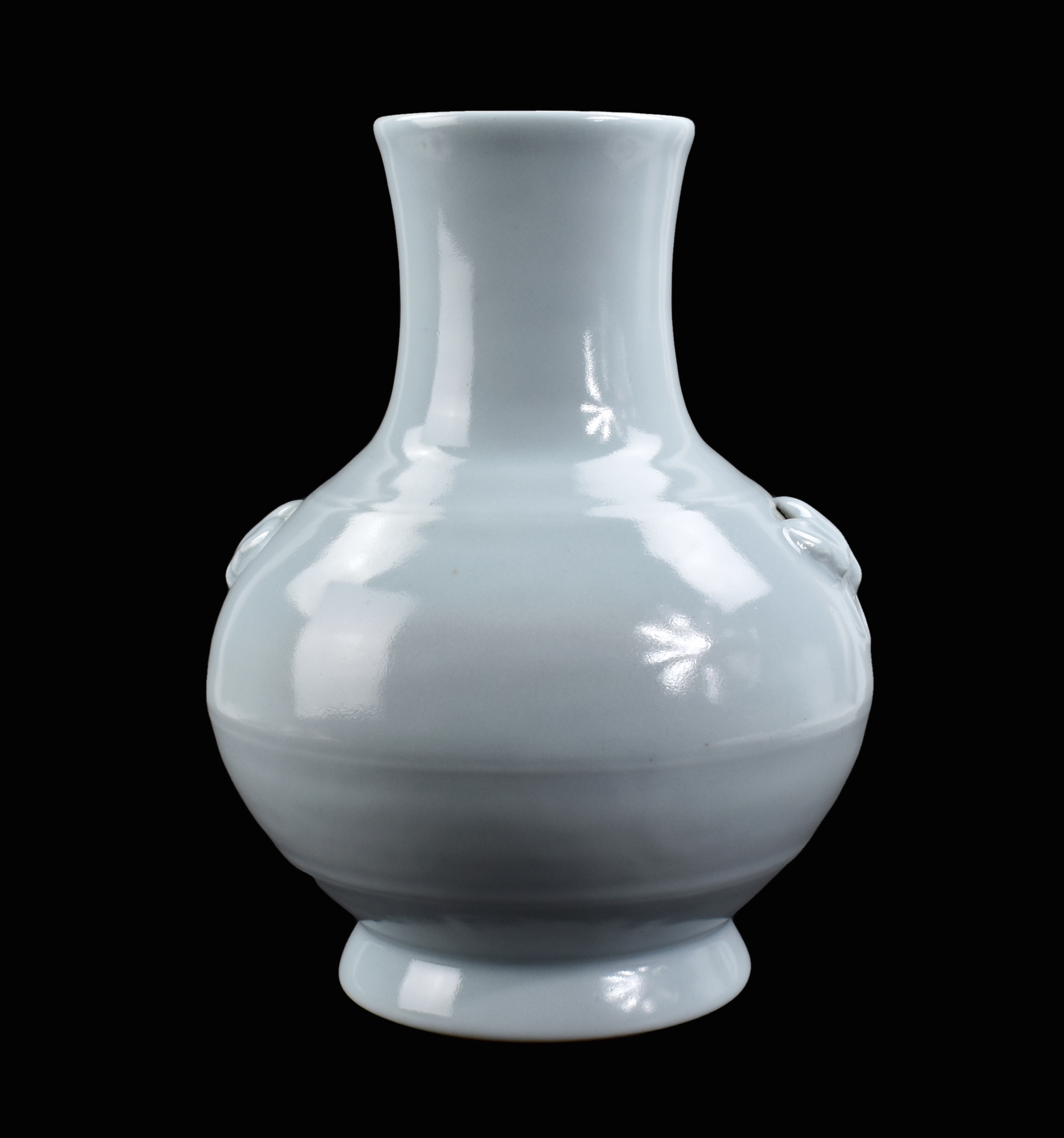 CHINESE CLARE DE LUNE "HU" SHAPED