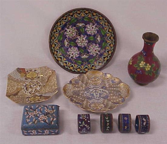Chinese cloisonne box  3'' h. x 3