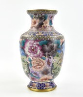 CHINESE CLOISONNE VASE OF "MUL