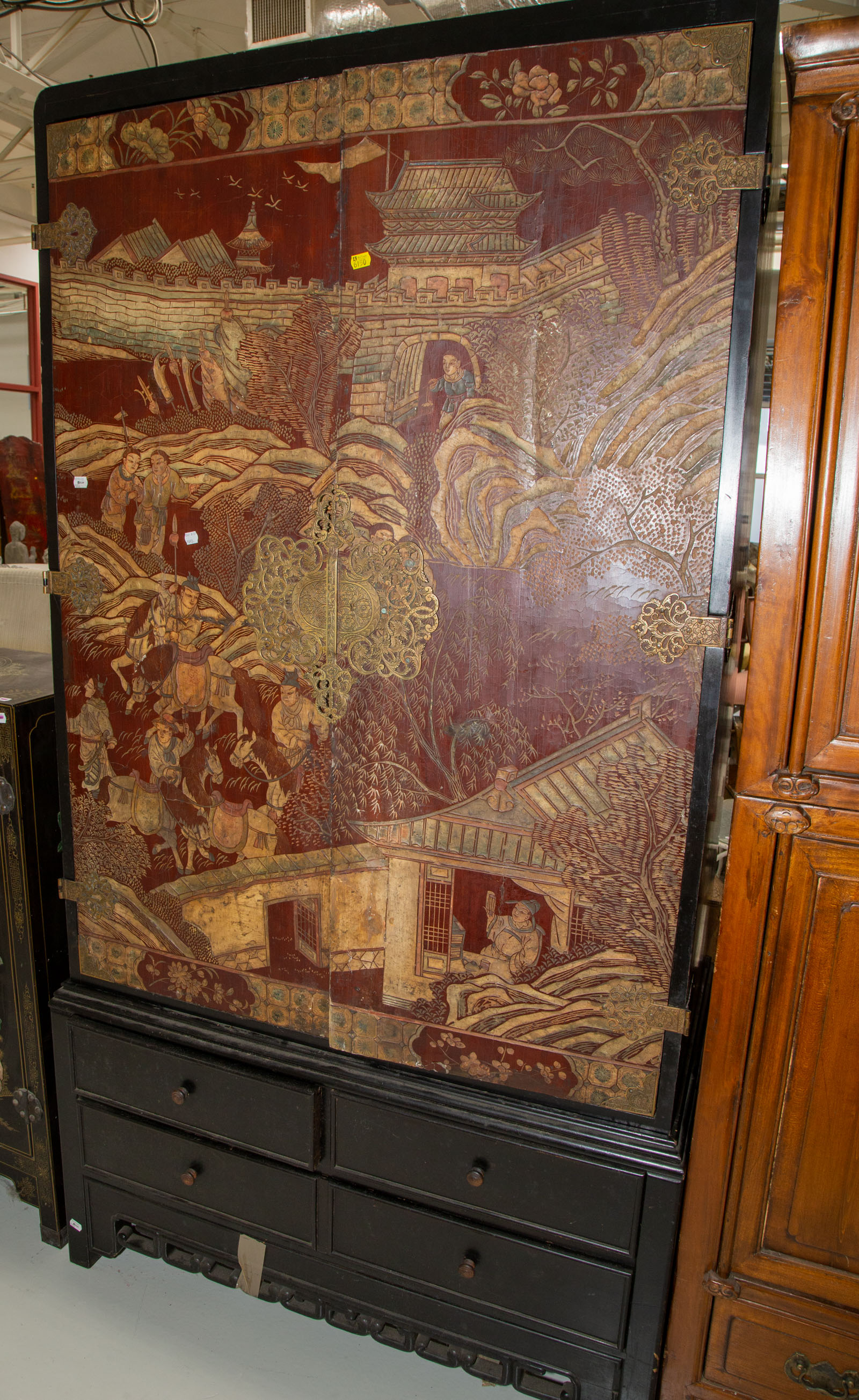 CHINESE COROMANDEL LACQUER