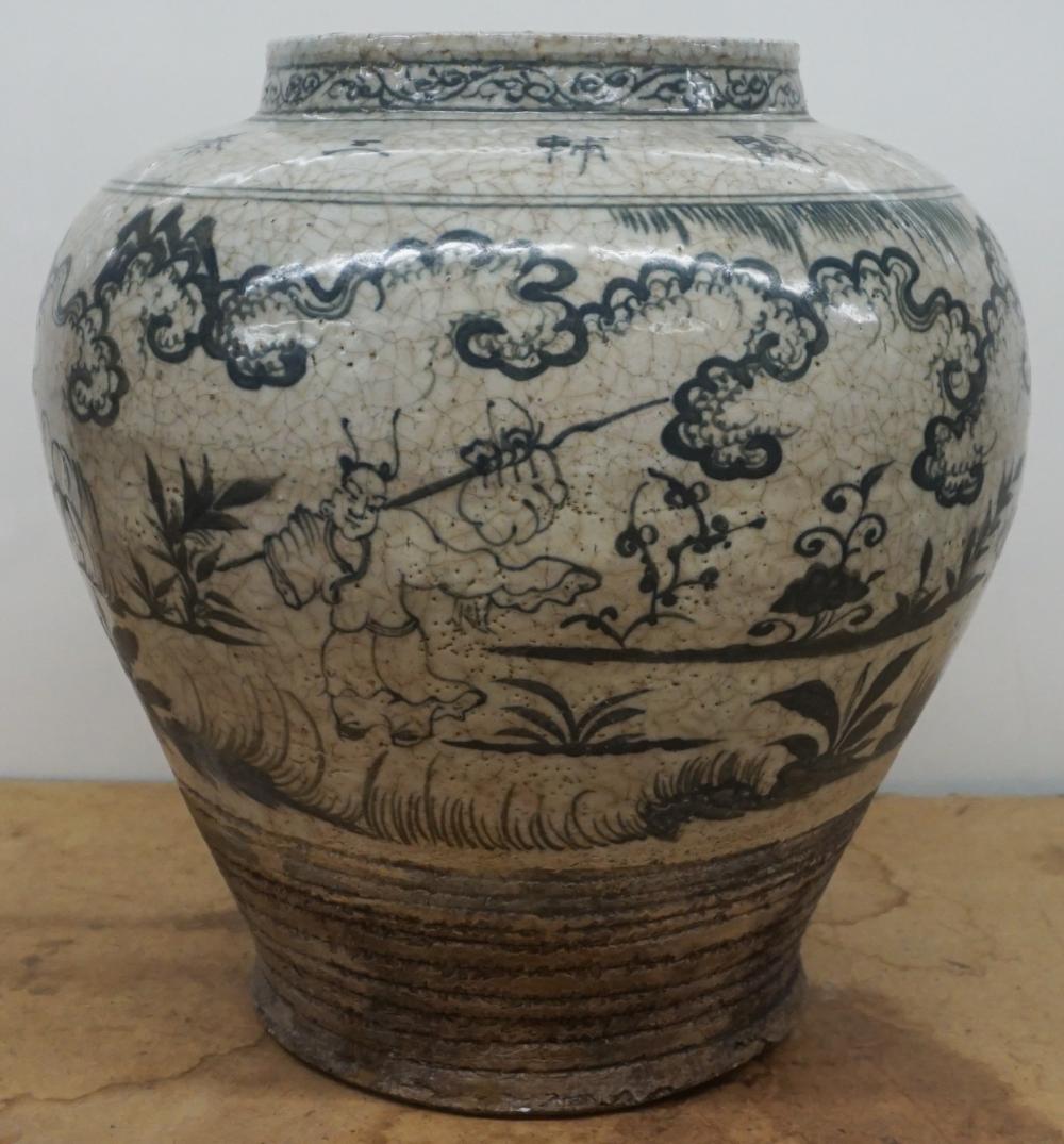 CHINESE CRACKLEWARE GLAZE VASE,