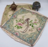 CHINESE DECORATIVE OBJECTS GRO