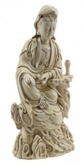 CHINESE DEHUA PORCELAIN FIGURE