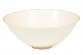 CHINESE DING-STYLE POTTERY BOW