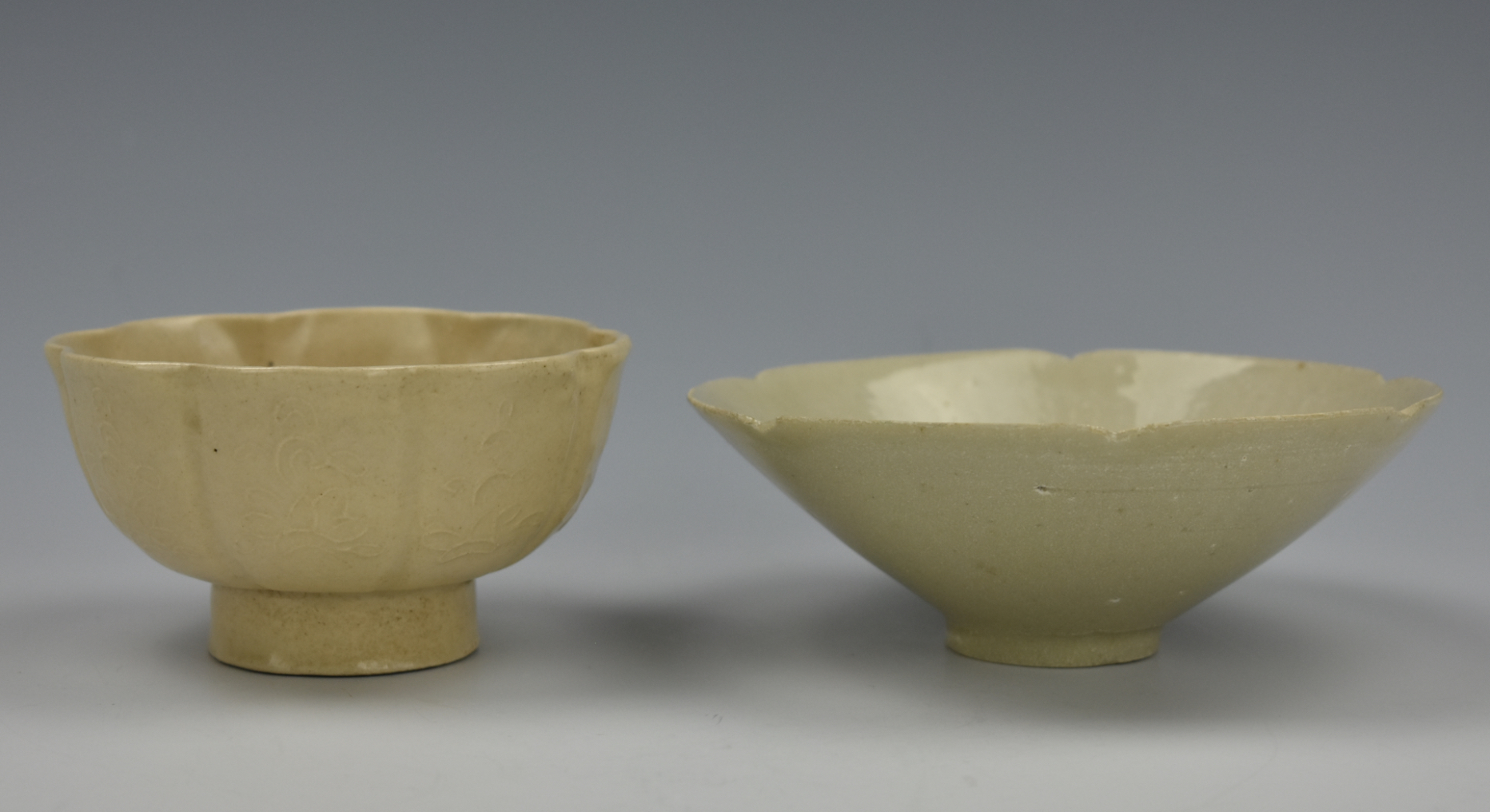 CHINESE DING TYPE SCALLOPED CUP &