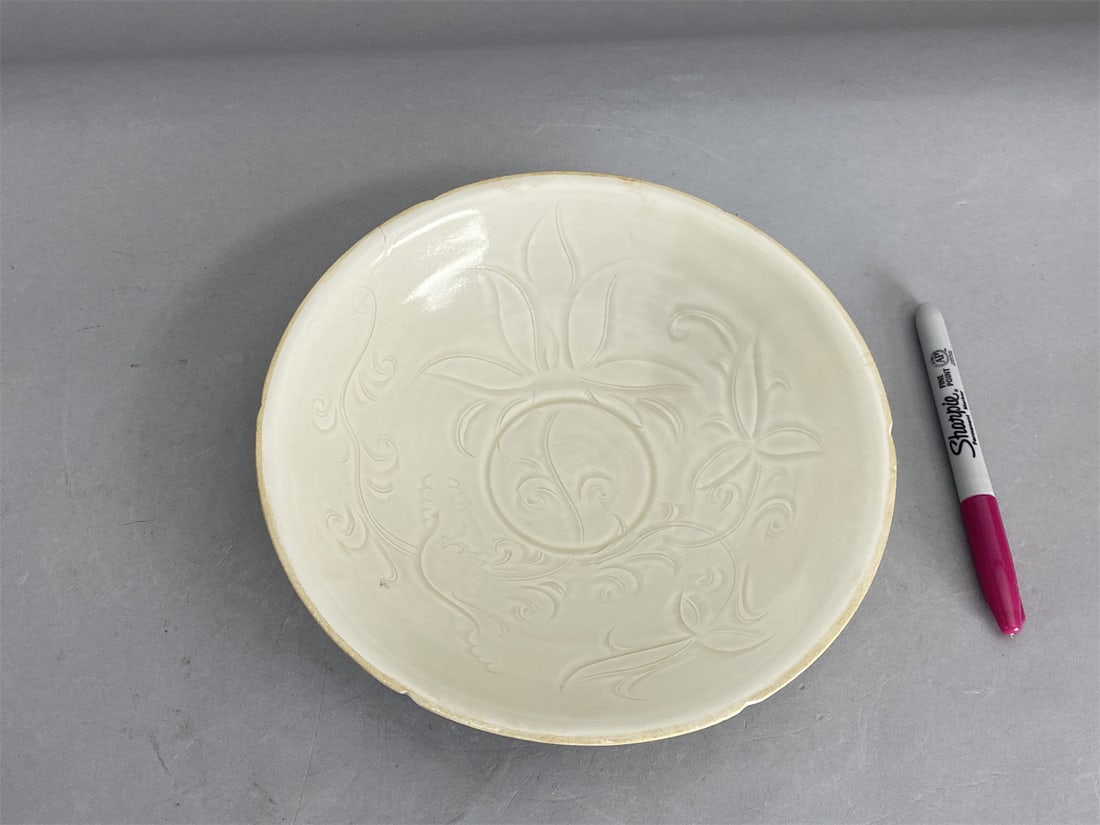 CHINESE DING WARE SONG DYNASTY