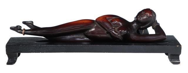 CHINESE DOCTOR'S MODEL ON WOOD