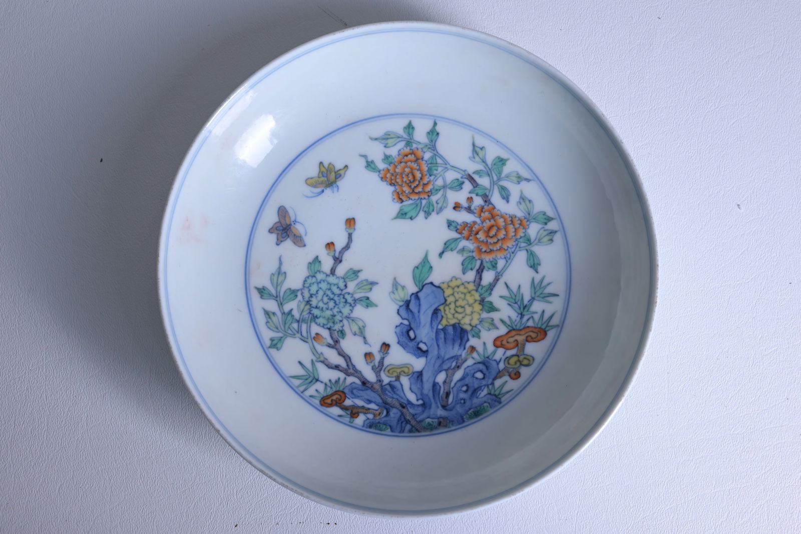CHINESE DOUCAI PLATEChinese