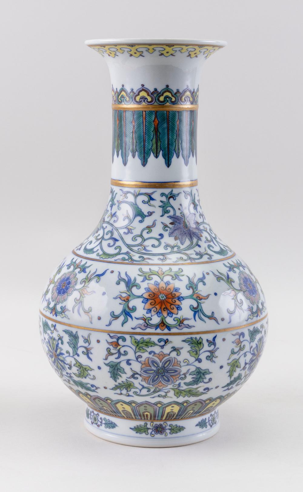 CHINESE DOUCAI PORCELAIN BALUSTER