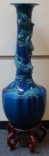 CHINESE 'DRAGON' DECORATED BLU
