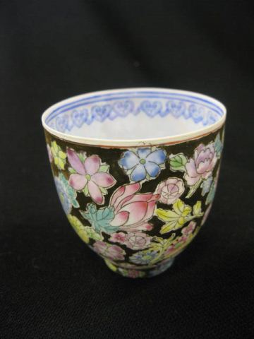 Chinese Eggshell Porcelain Cup gold