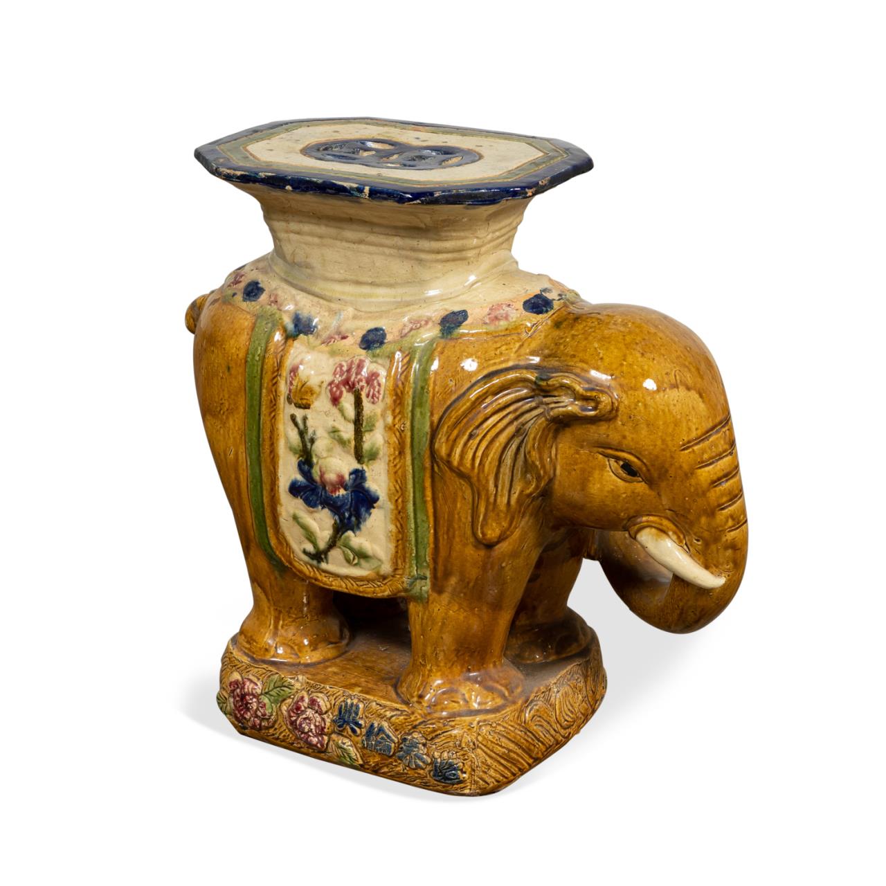 CHINESE ELEPHANT FORM GLAZED GARDEN