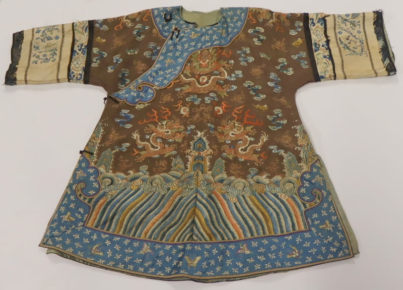 CHINESE EMBROIDERED SILK DRAGON