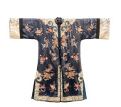 CHINESE EMBROIDERED SILK LADY'