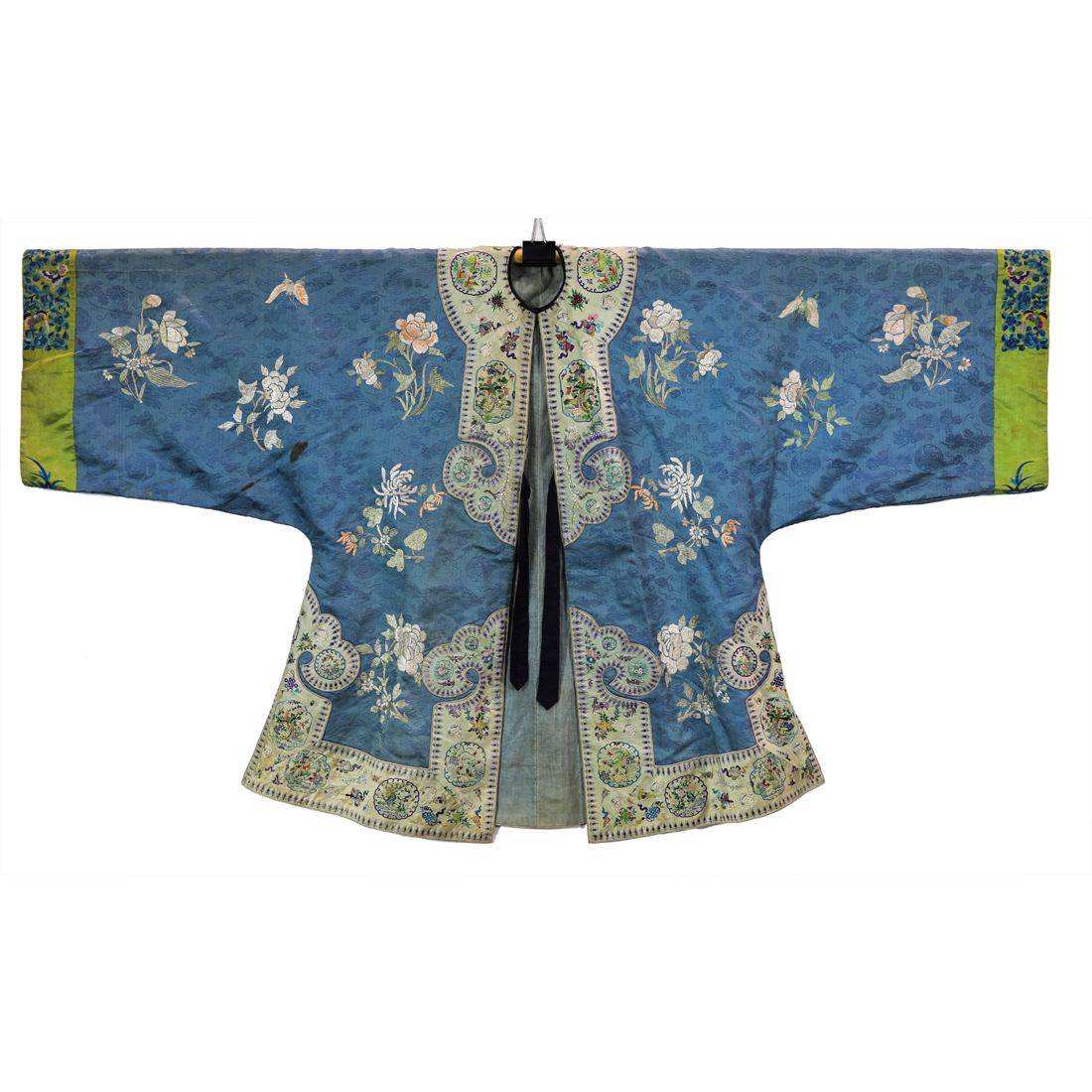 CHINESE EMBROIDERED SILK LADY'S