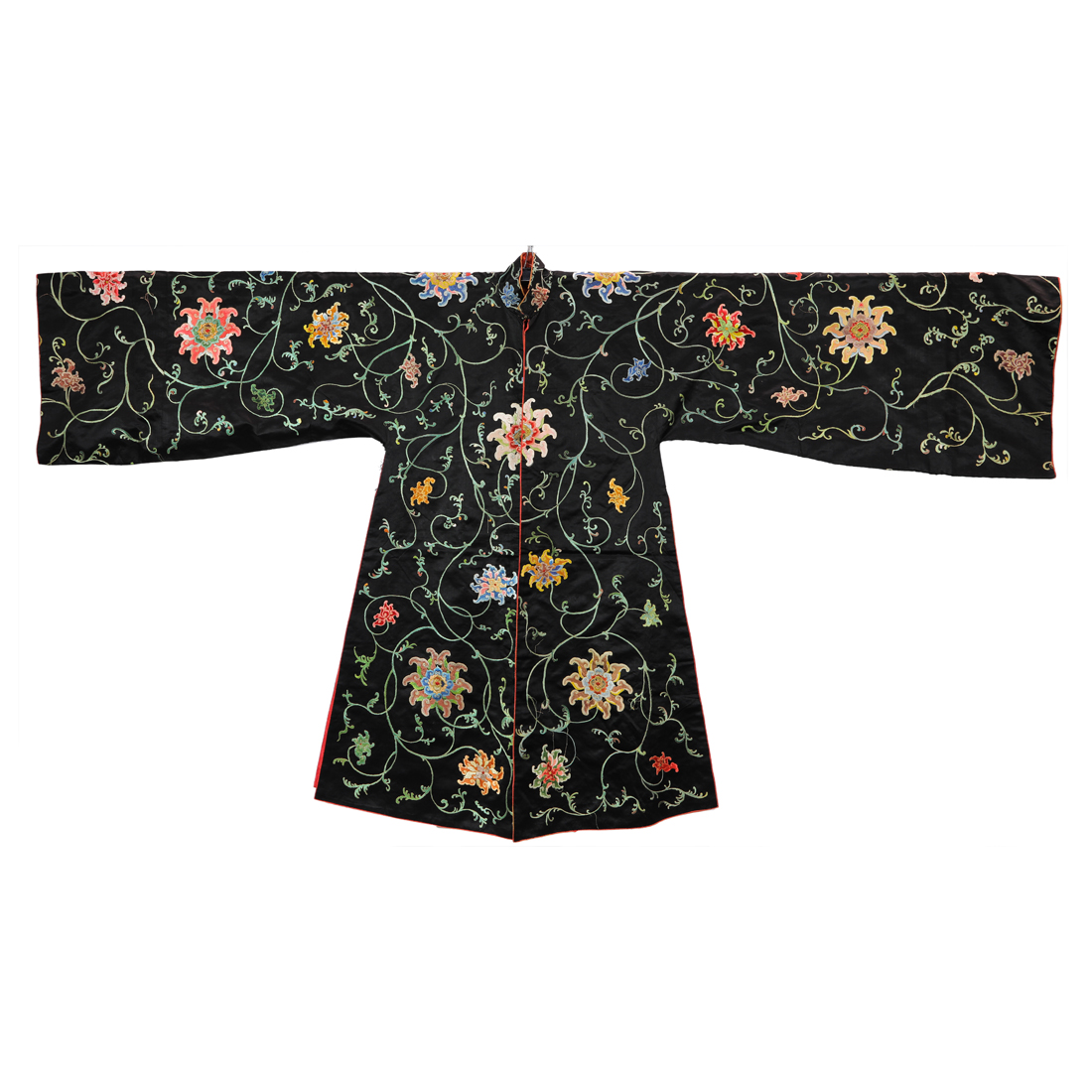 CHINESE EMBROIDERED SILK ROBE