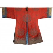CHINESE EMBROIDERED SILK ROBE