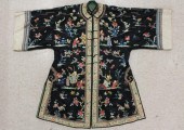 CHINESE EMBROIDERED SILK ROBEC