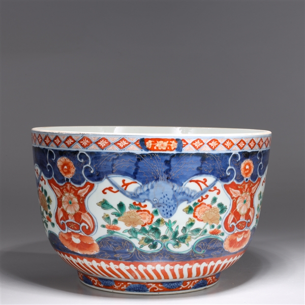 Chinese enamaled porcelain bowl