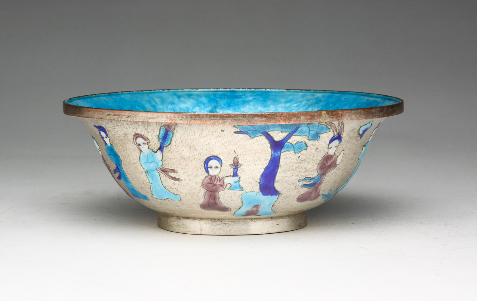 CHINESE ENAMEL VASE. First