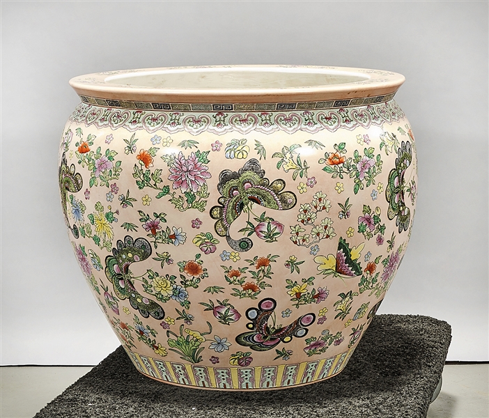 Chinese enameled porcelain fish